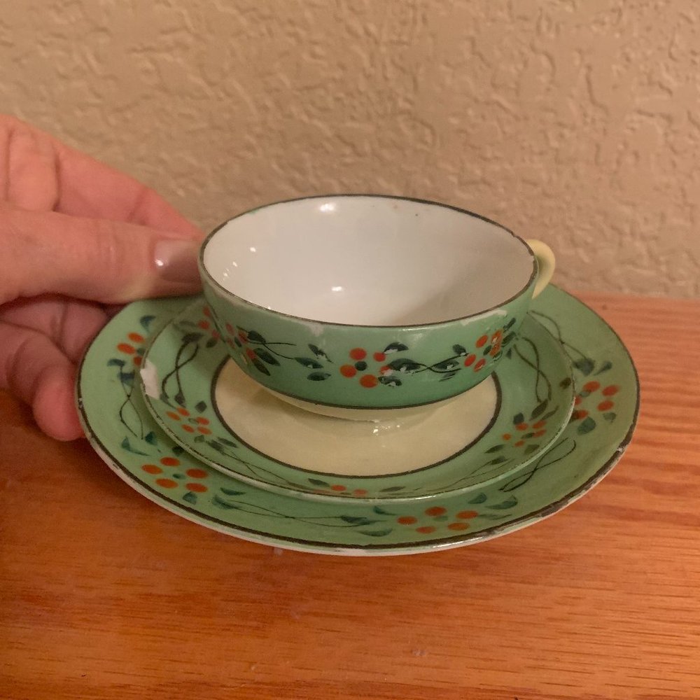 Vintage 3 pc teacup set. Made in Japan.